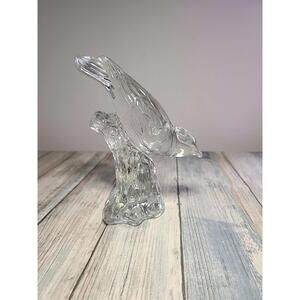 Haley Crystal Bird / Robin on Stump Glass Figure